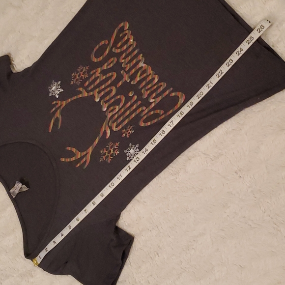 Merry Christmas tee - Picture 4 of 7